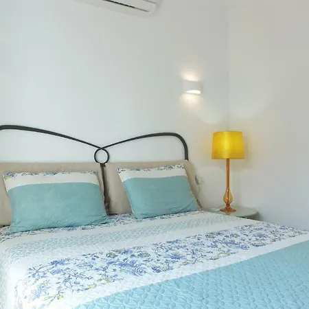 Casa Claris 24 *